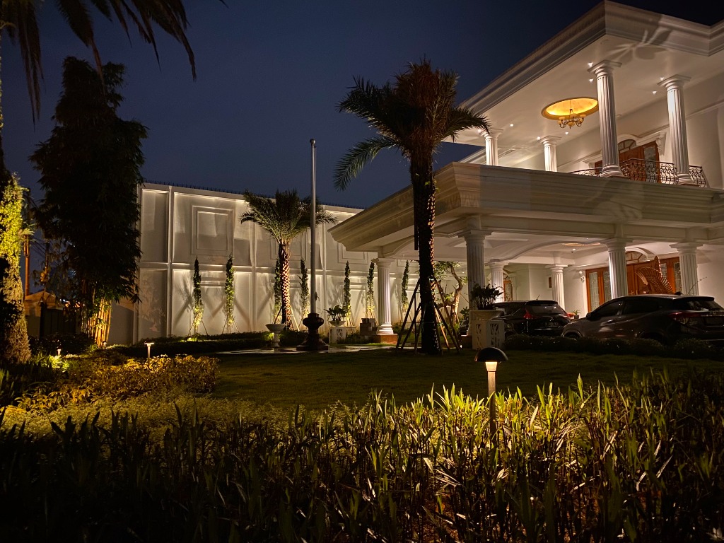 Classic Luxury House Main